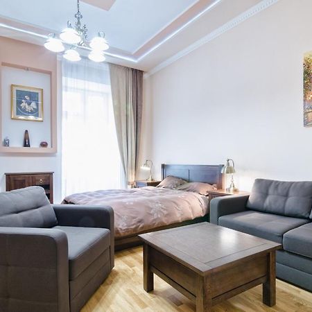 Apartment Grebinky 9 Lviv Eksteriør bilde