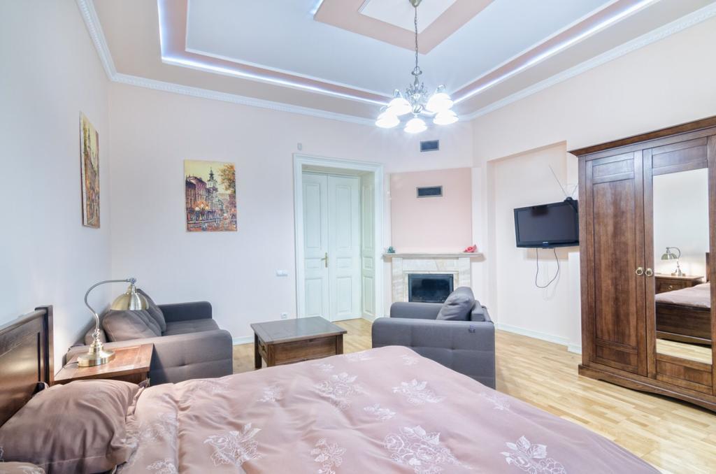 Apartment Grebinky 9 Lviv Eksteriør bilde