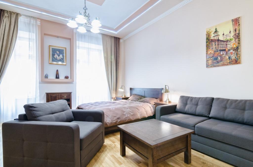Apartment Grebinky 9 Lviv Eksteriør bilde